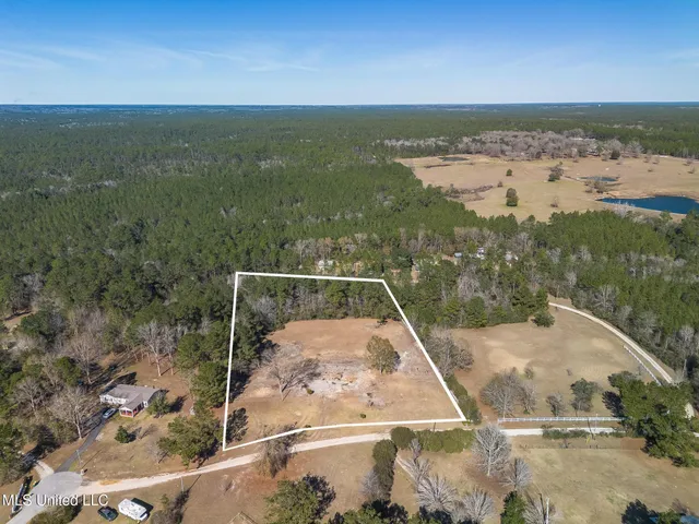 $125,000 | 25230 Clarke Road, Saucier, MS 39574