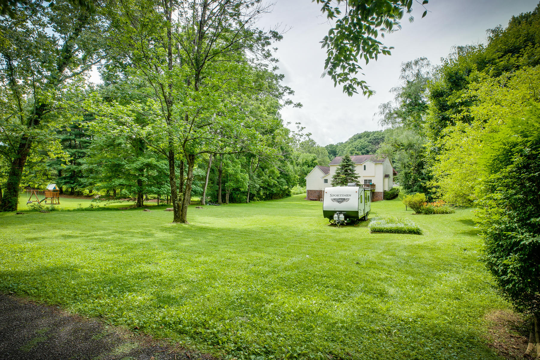 105 Ridgewood Road Unicoi, TN 37692 - Photo 53 of 59 054