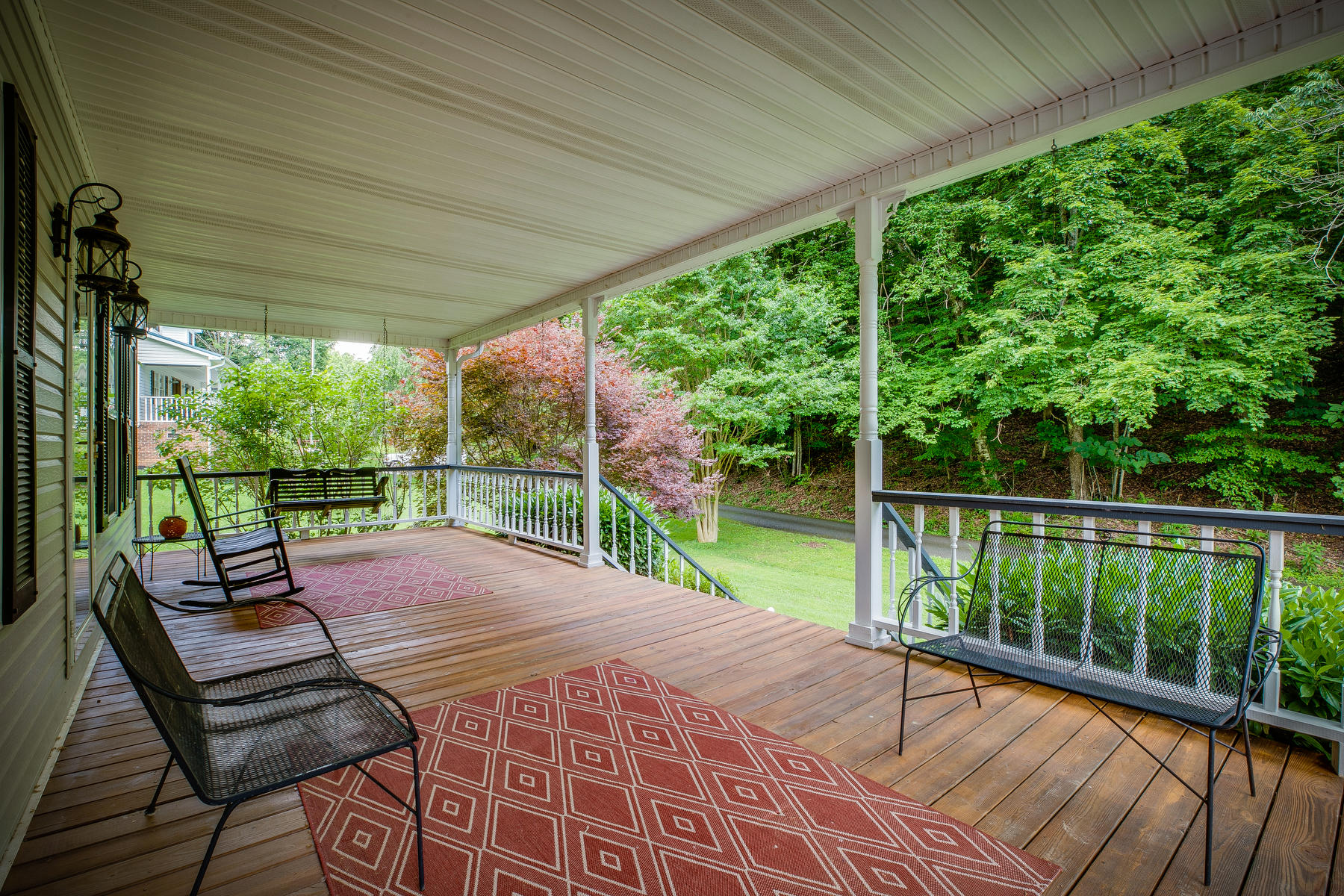 105 Ridgewood Road Unicoi, TN 37692 - Photo 8 of 59 008