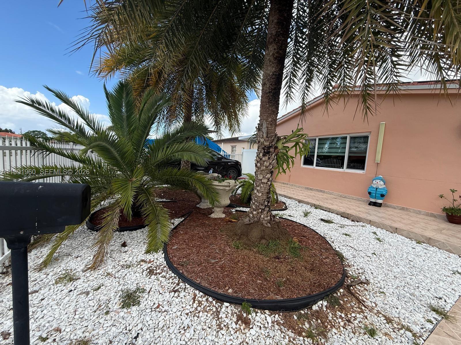 625 East 8th Lane Hialeah, FL 33010 - Photo 10 of 46 a view of a backyard