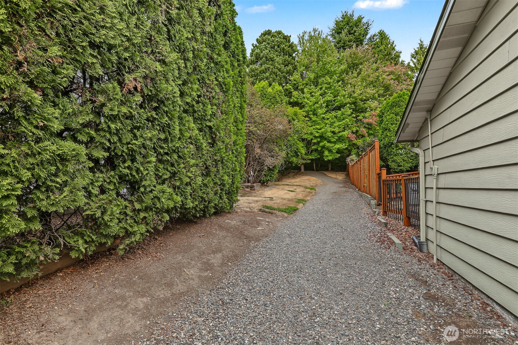 23730 9th Place West Bothell, WA 98021 - Photo 39 of 40 Gallery Image 39