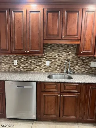 $3,100 | 6 Boyard Court, Somerset, NJ 08873