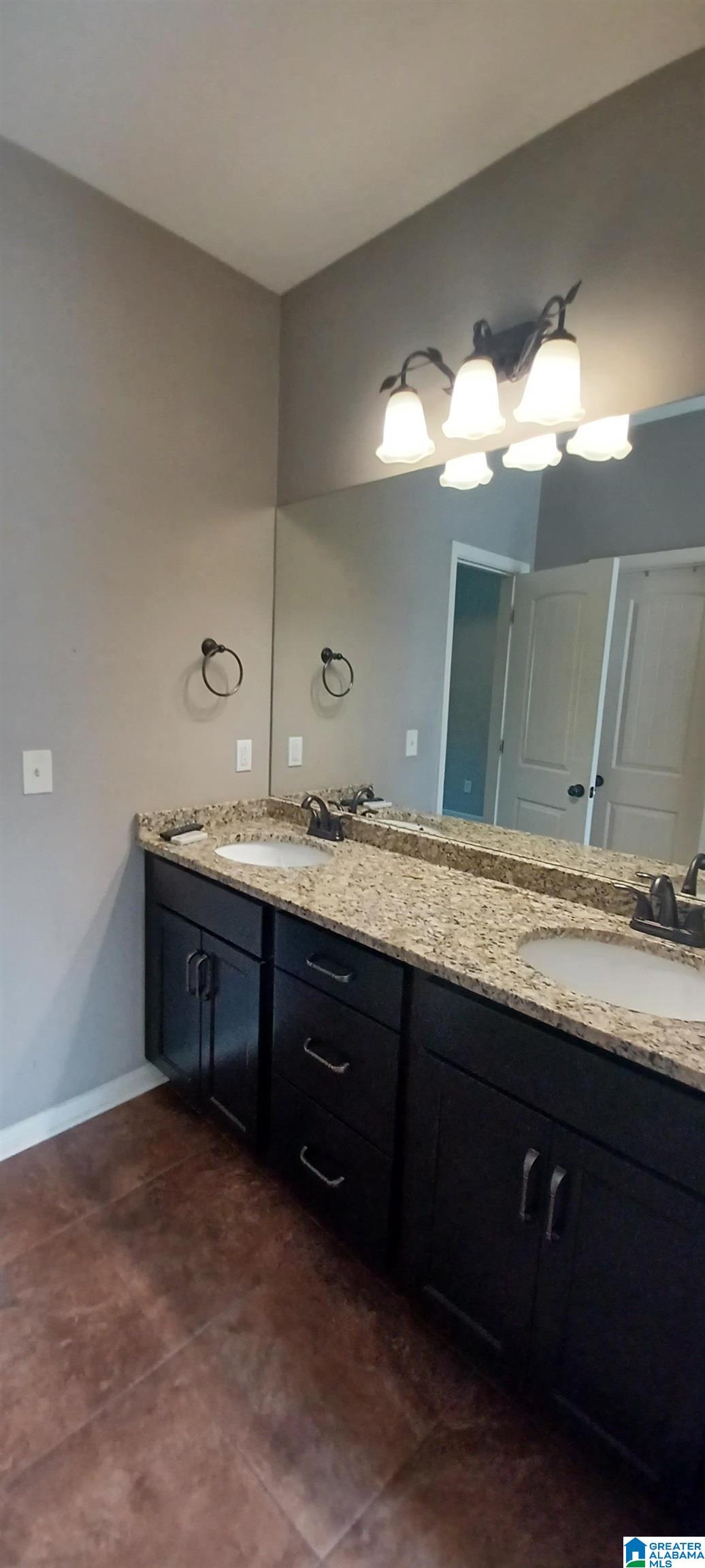 249 Walnut Street Leeds, AL 35094 - Photo 21 of 33 Gallery Image 21