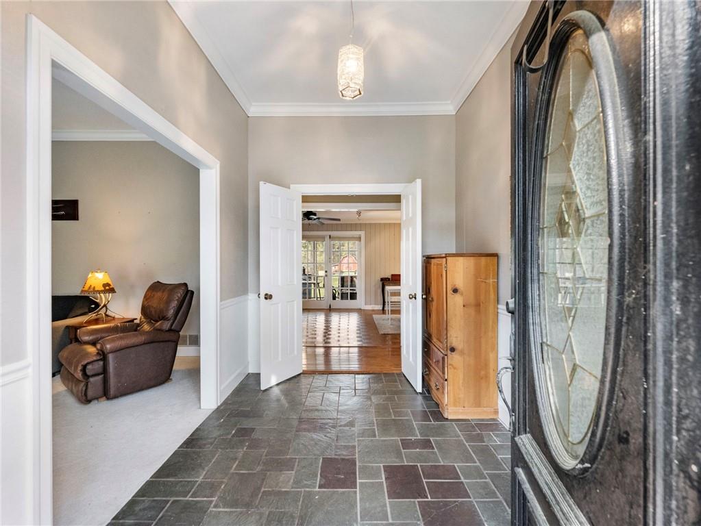 945 Poplar Street Monroe, GA 30655 - Photo 7 of 54