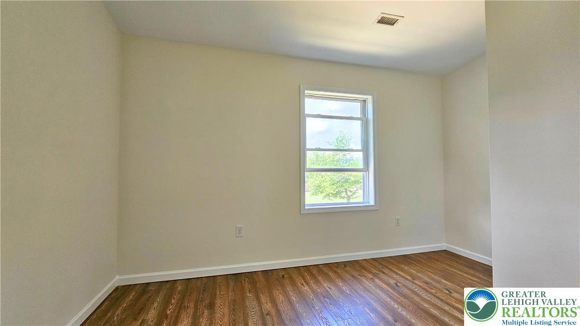 438 Locust Road Hellertown, PA 18055 - Photo 21 of 26 Gallery Image 21