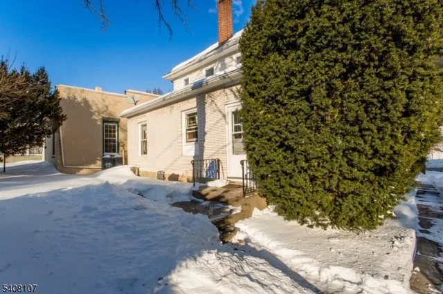 $299,000 | 941 Lee Avenue, Alpha, NJ 08865