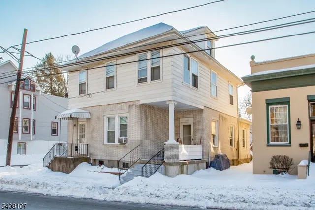 $299,000 | 941 Lee Avenue, Alpha, NJ 08865