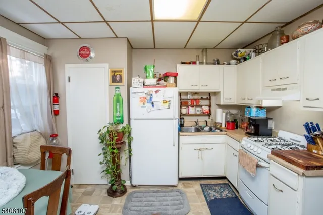 $299,000 | 941 Lee Avenue, Alpha, NJ 08865