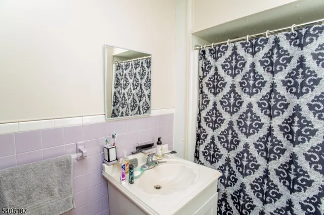 $299,000 | 941 Lee Avenue, Alpha, NJ 08865