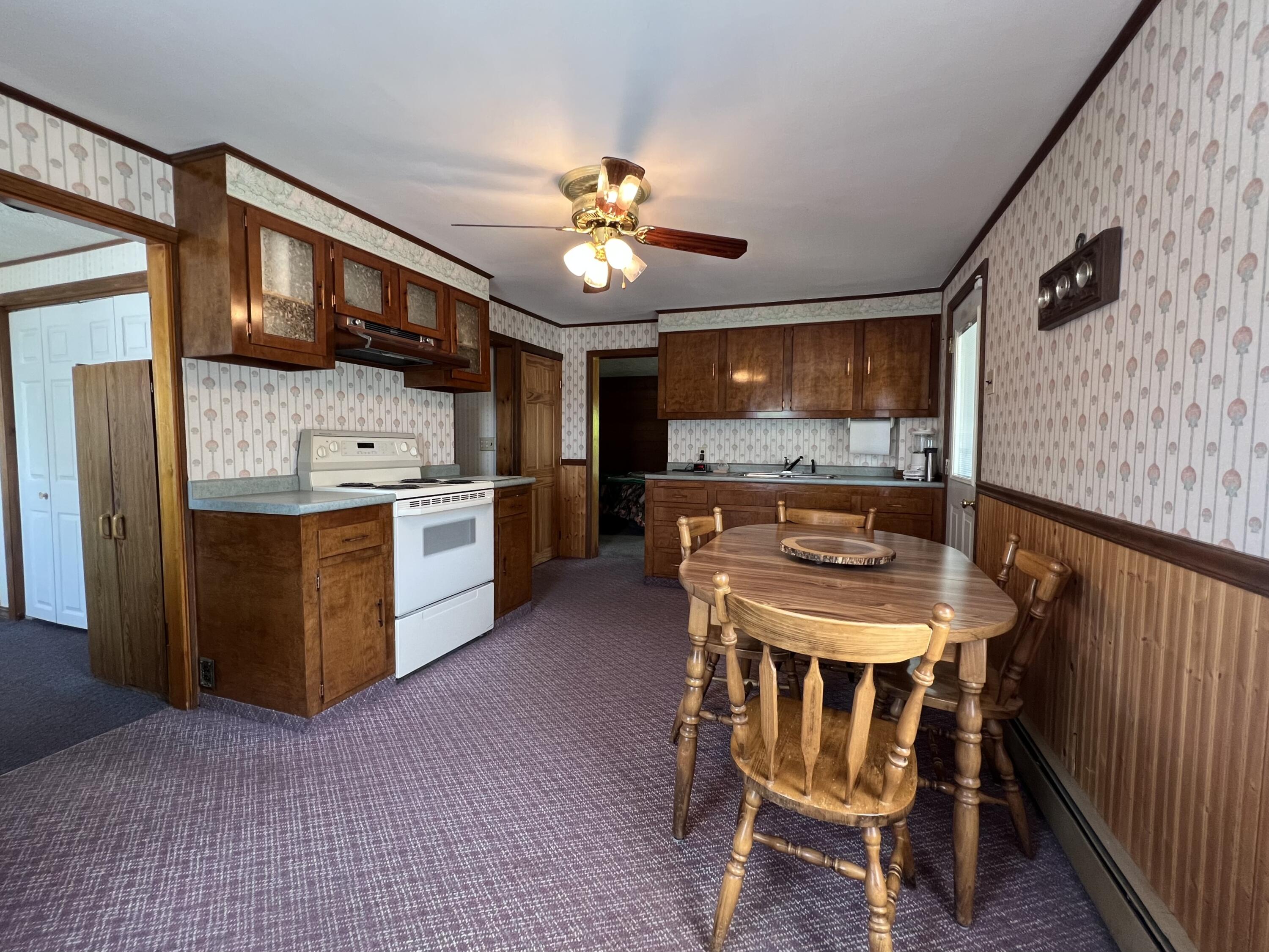 52 Prospect Avenue Lewiston, ME 04240 - Photo 13 of 36 63B2B75A-575B-4261-9B55-2CCD1E898AFF