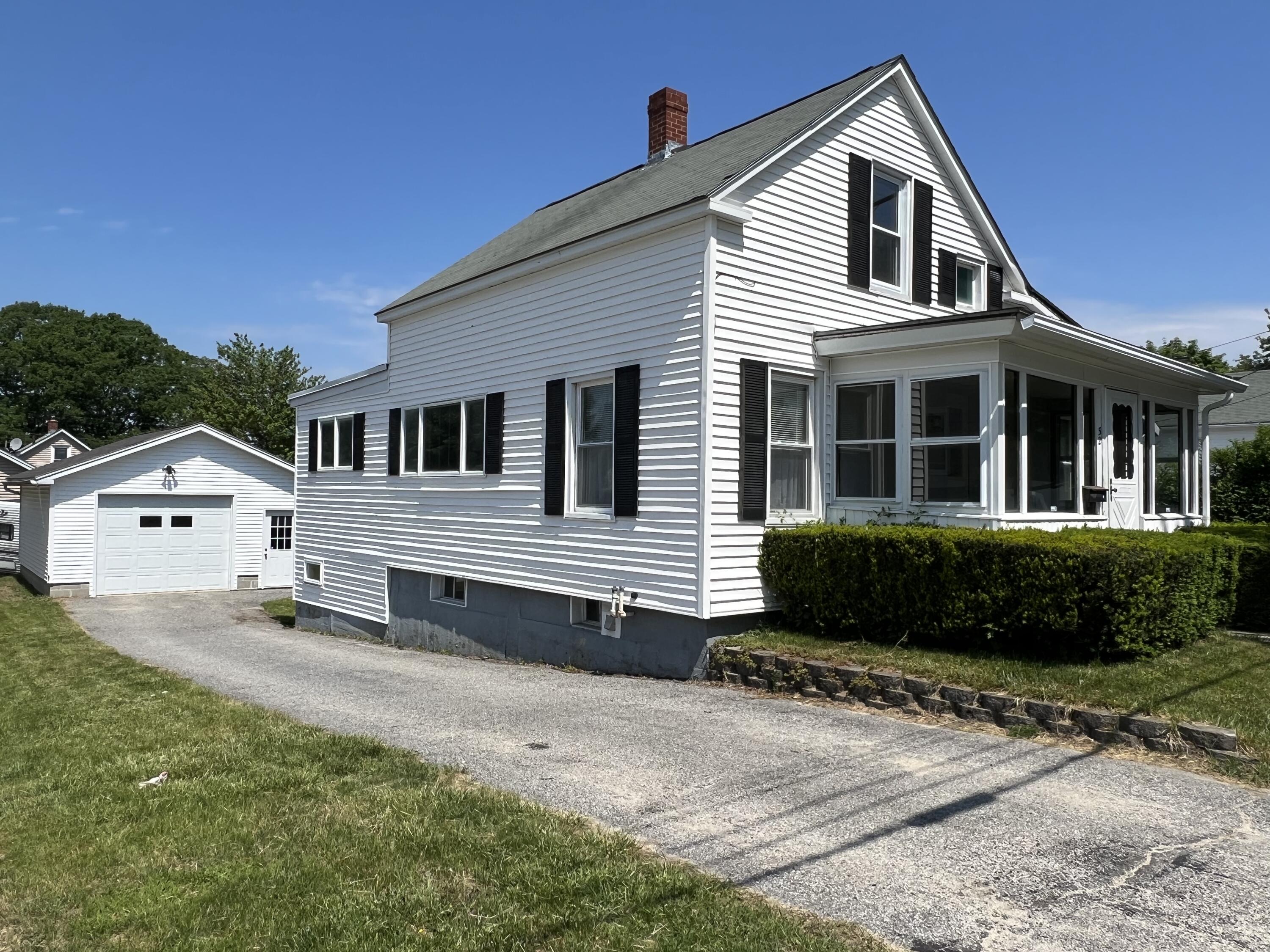 52 Prospect Avenue Lewiston, ME 04240 - Photo 2 of 36 CA8704FD-1157-458D-9672-D4F4B01837CF