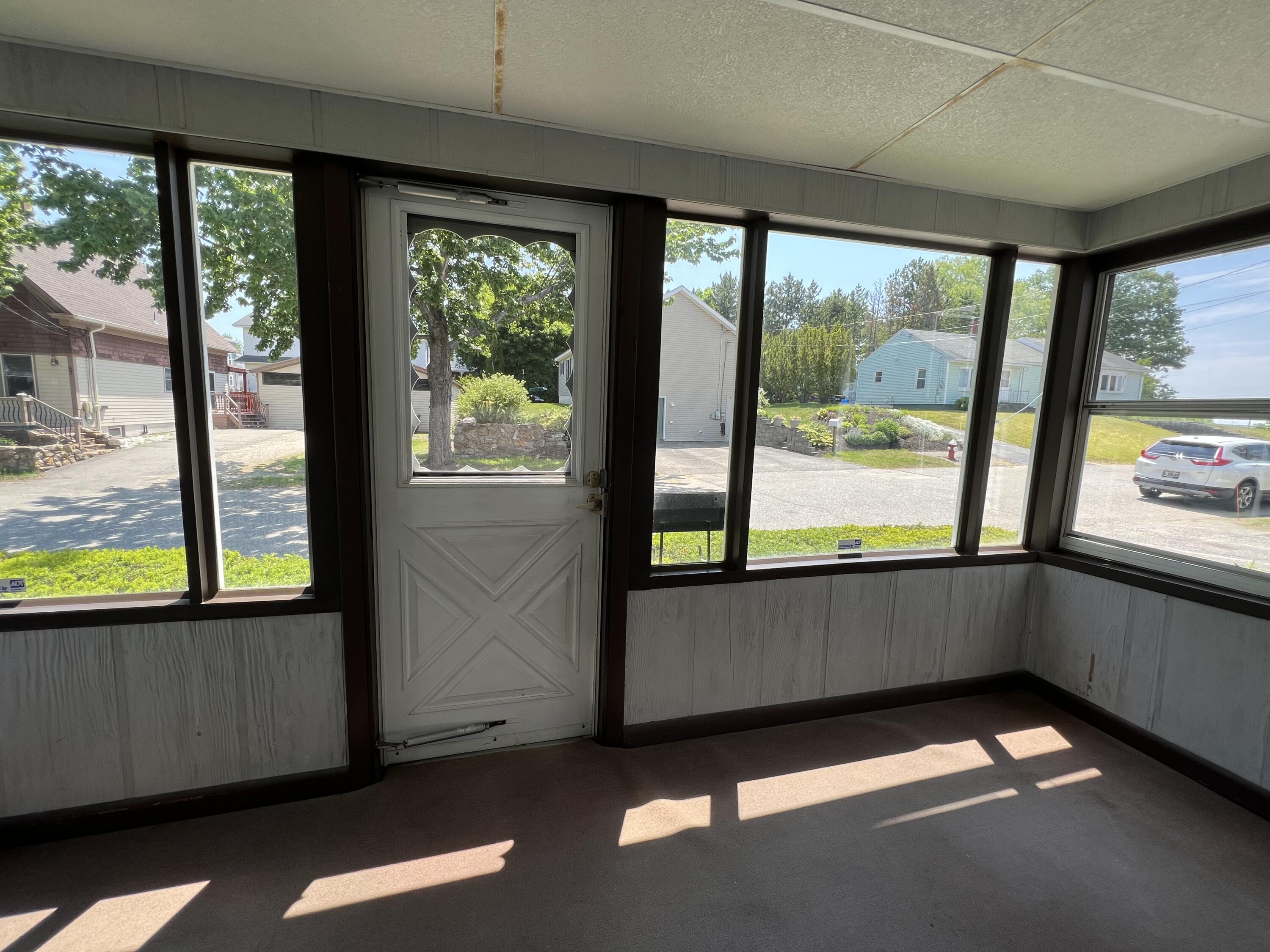 52 Prospect Avenue Lewiston, ME 04240 - Photo 7 of 36 553AEB12-C699-434F-9B96-1684CDF79F22