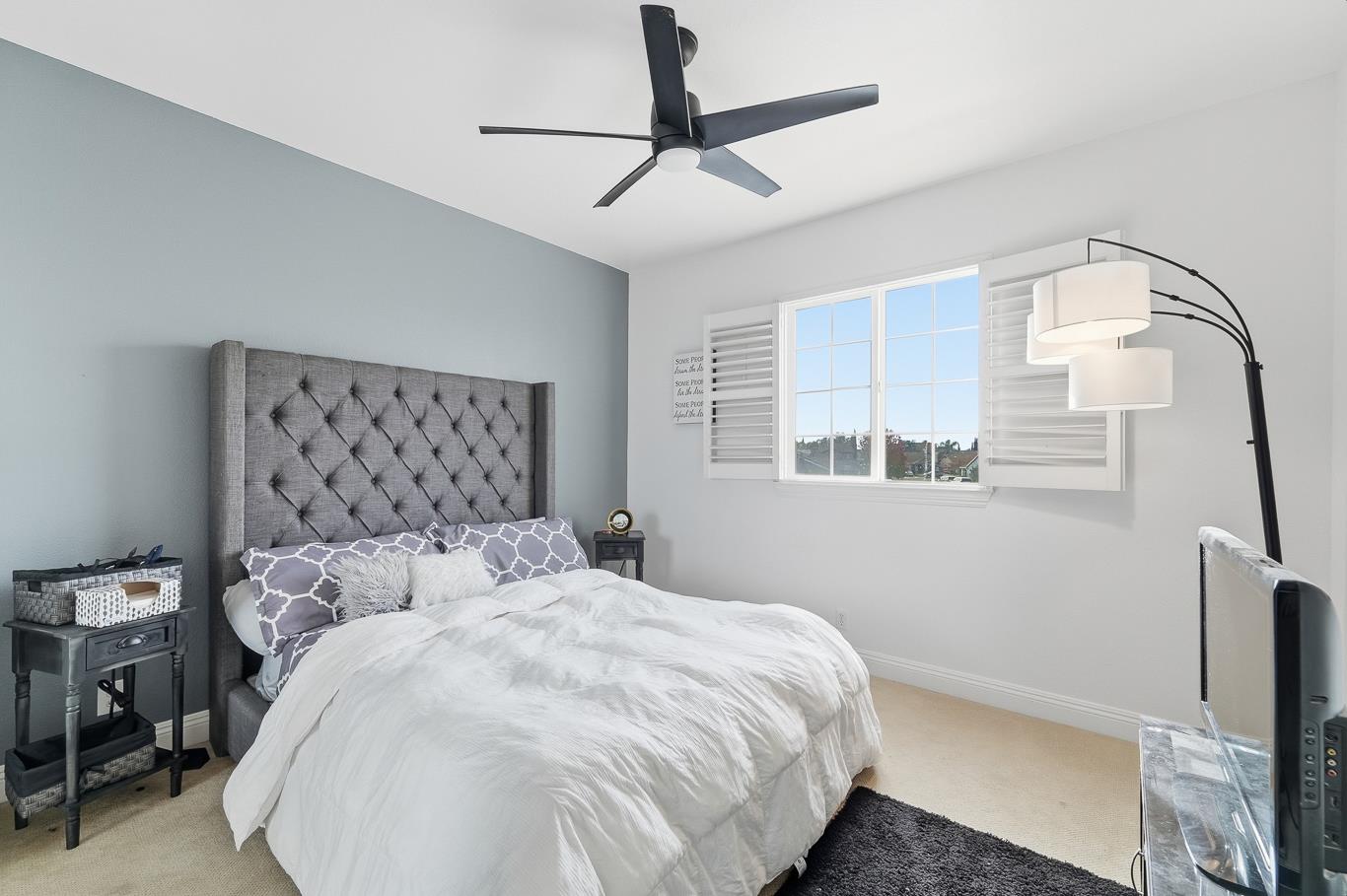 429 Red Lion Way Newman, CA 95360 - Photo 31 of 53