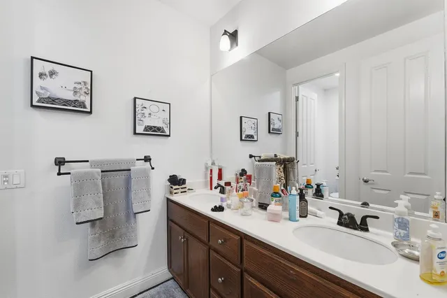 $565,000 | 429 Red Lion Way, Newman, CA 95360