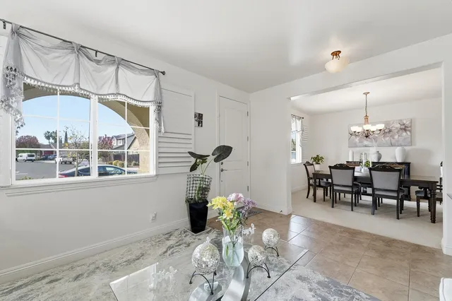 $565,000 | 429 Red Lion Way, Newman, CA 95360