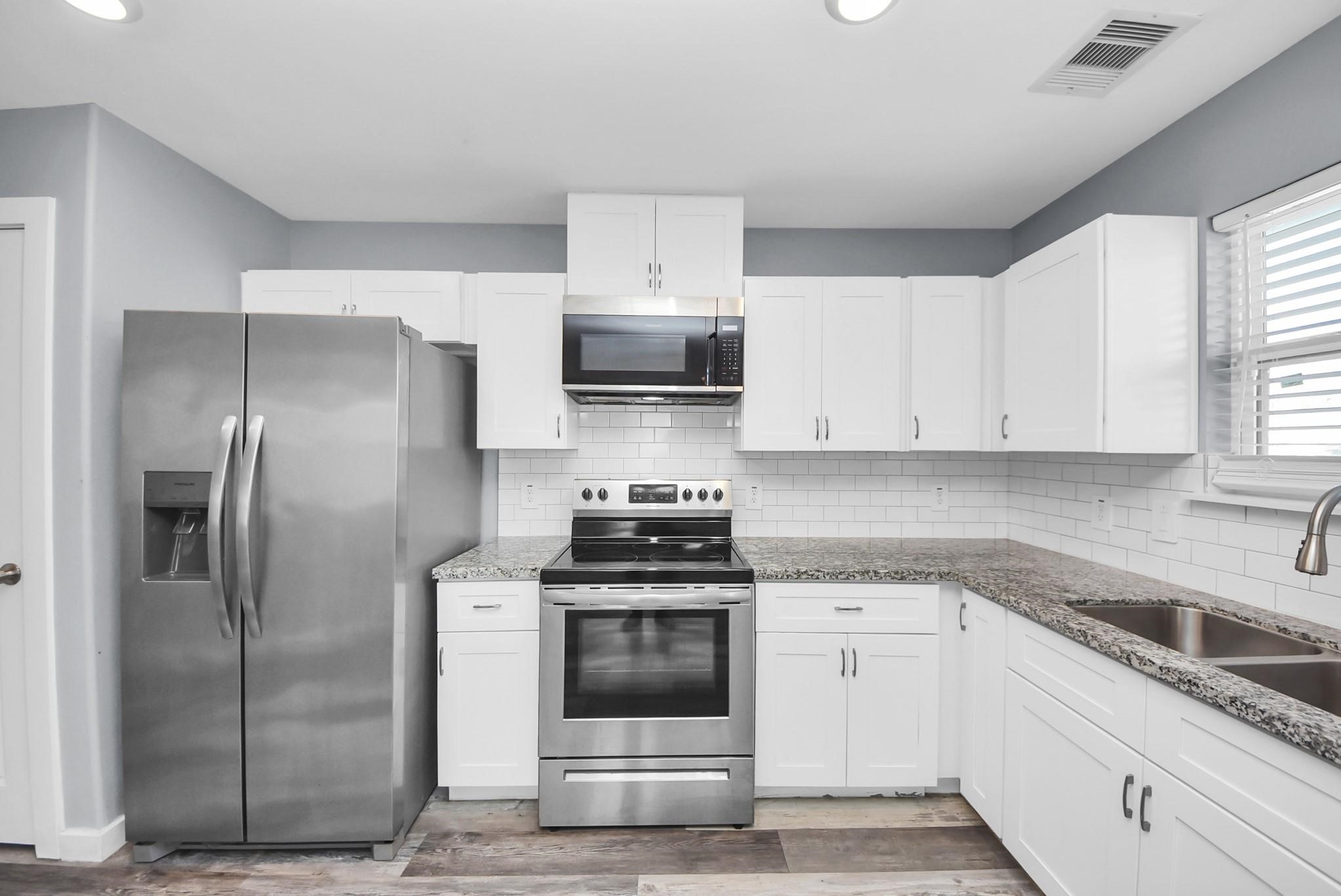 618 Maple Way, Unit A/B Houston, TX 77015 - Photo 16 of 40 Gallery Image 16