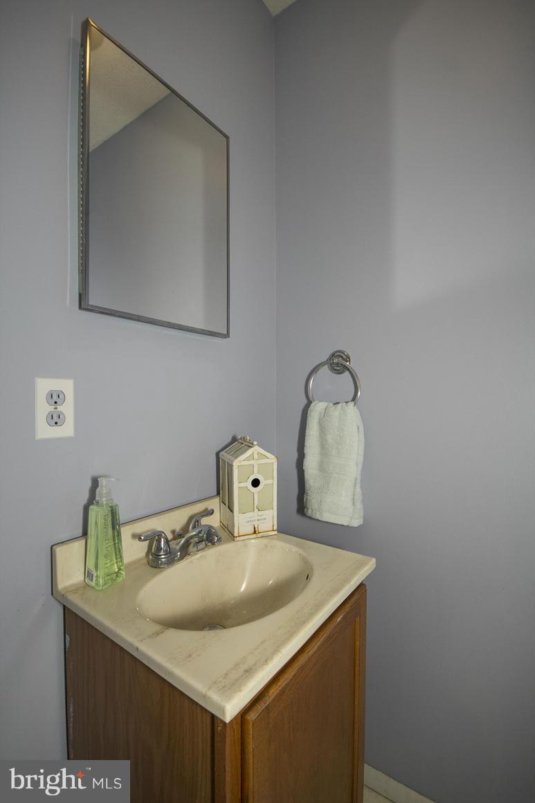 193 Farm Road Aberdeen, MD 21001 - Photo 6 of 23 Bath