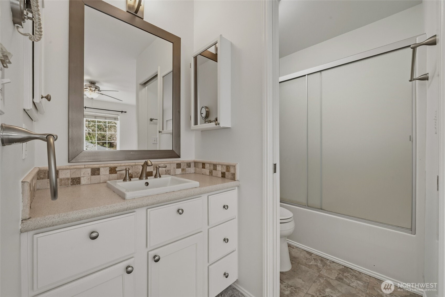 8629 240th Street Southwest, Unit C3 Edmonds, WA 98026 - Photo 14 of 21