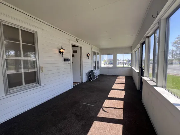 $1,000 | 419 South Jackson Street, Tullahoma, TN 37388