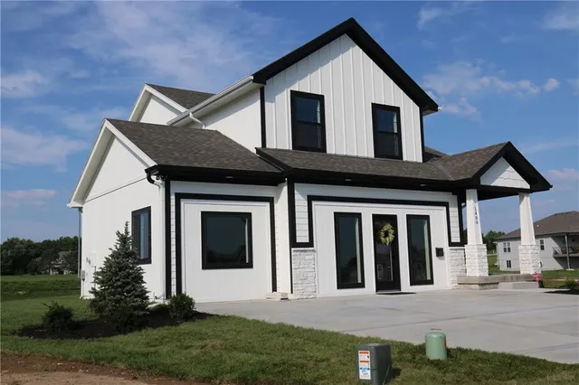 $424,950 | 1400 North 157th Lane, Basehor, KS 66007