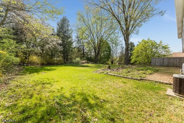 $469,900 | 214 Powder Horn Drive, Phillipsburg, NJ 08865