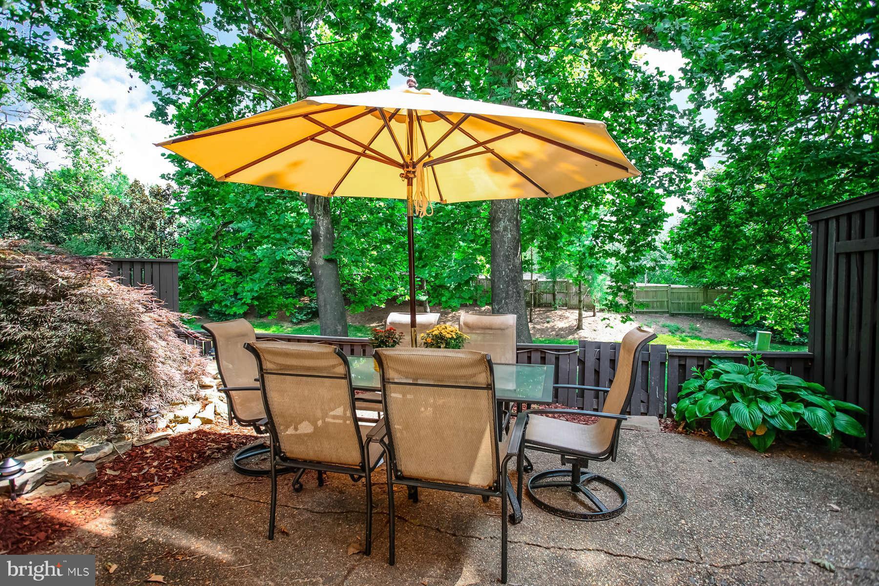 1787 Ivy Oak Square Reston, VA 20190 - Photo 21 of 28 Exterior General