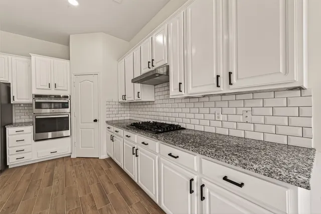 $2,400 | 3206 Shadowfern Court, Houston, TX 77082