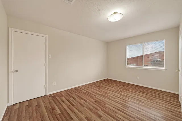 $2,400 | 3206 Shadowfern Court, Houston, TX 77082