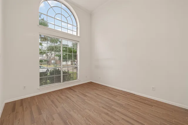 $2,400 | 3206 Shadowfern Court, Houston, TX 77082