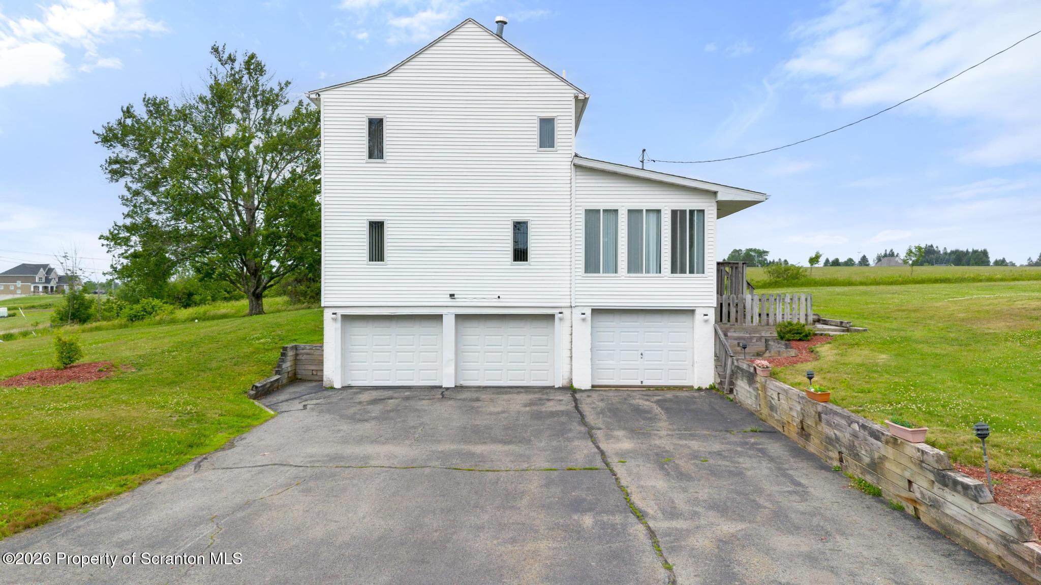 1768 Greenfield Road Jermyn, PA 18433 - Photo 12 of 53 rr12