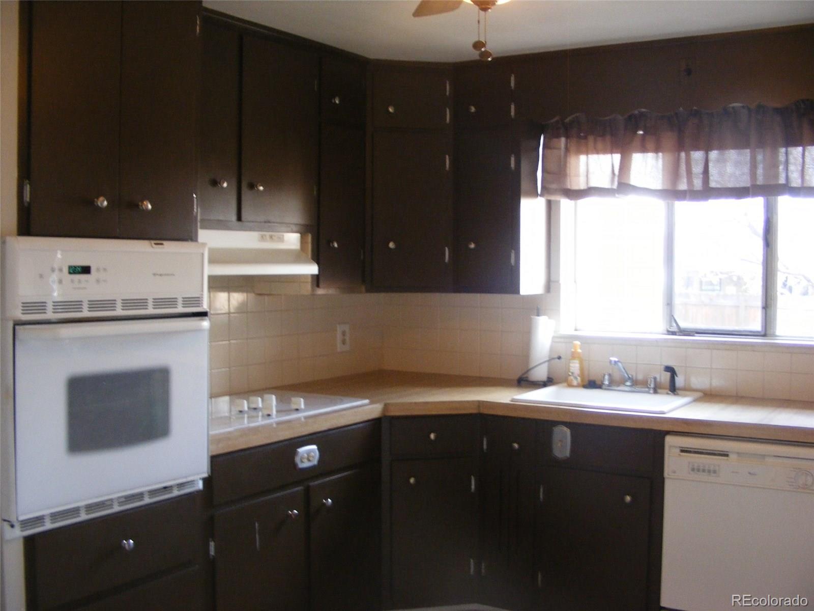 4715 Quay Street Wheat Ridge, CO 80033 - Photo 7 of 32 Gallery Image 7
