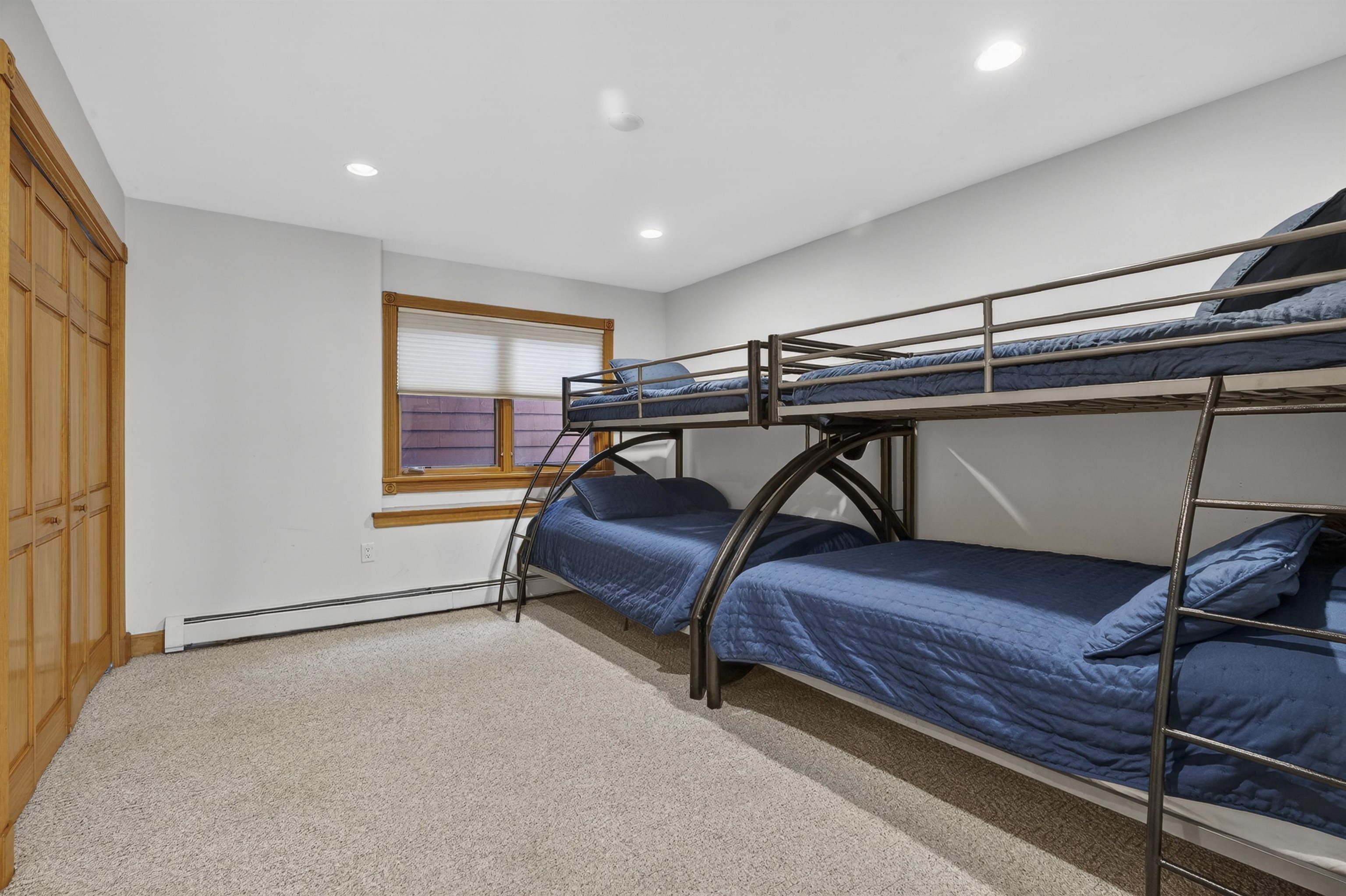 416 Crawford Ridge Road, Unit 5 Twin Mountain, NH 03595 - Photo 33 of 40
