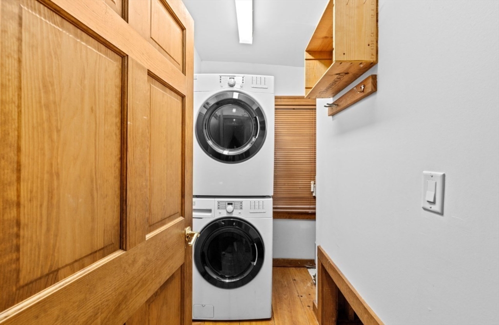 12 Richfield Road Scituate, MA 02066 - Photo 19 of 28 a utility room with dryer and washer