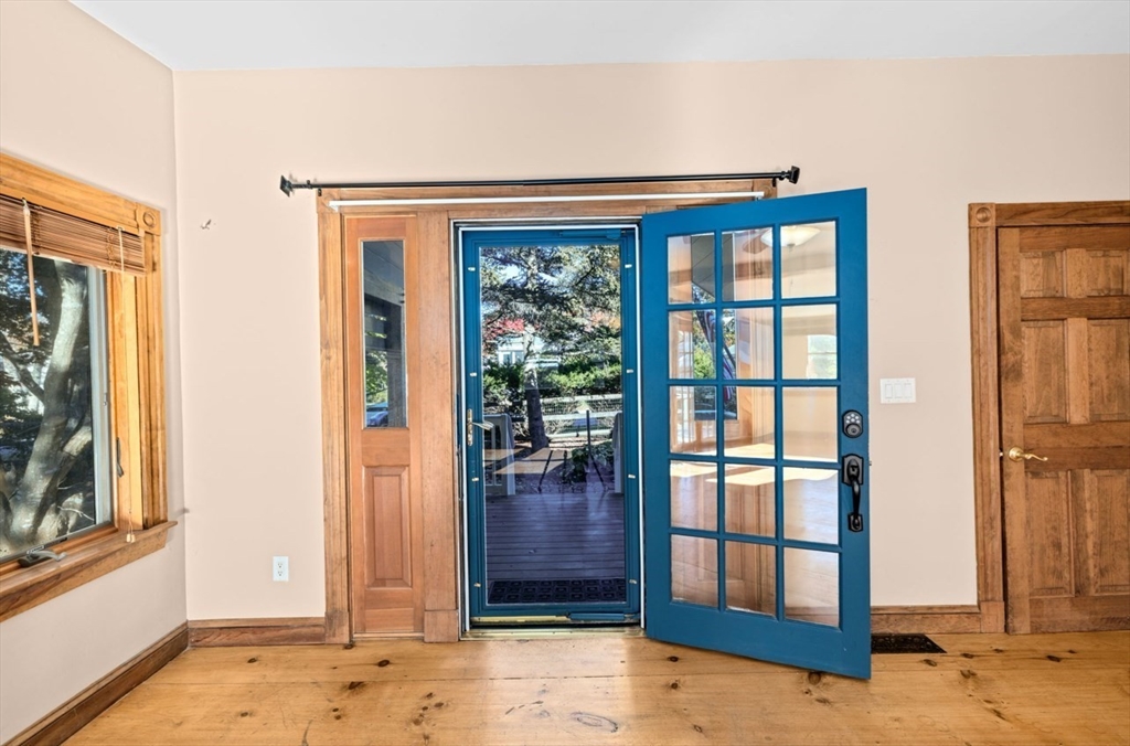 12 Richfield Road Scituate, MA 02066 - Photo 4 of 28