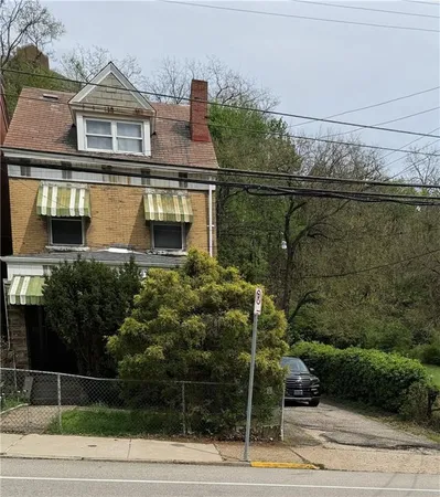 $400,000 | 142 Robinson Street, Pittsburgh, PA 15213