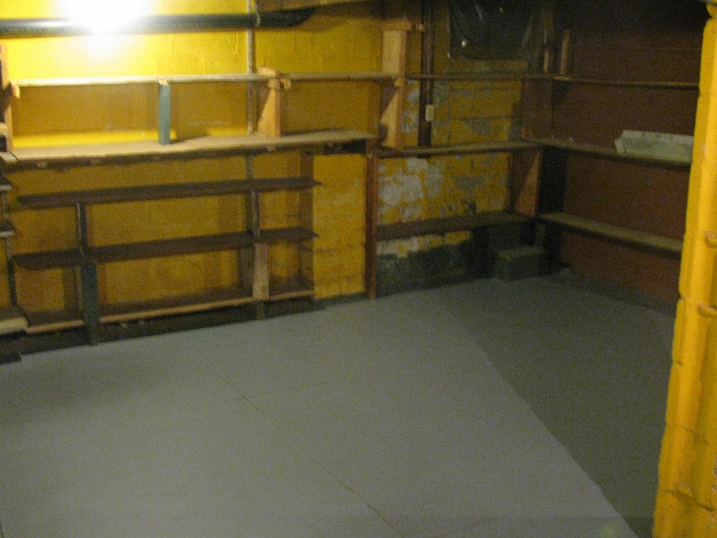 228 Edendale Street Springfield, MA 01104 - Photo 18 of 19 a view of walk in closet