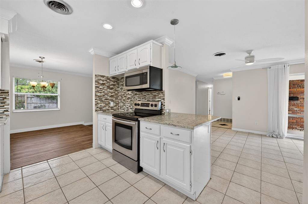 2715 Prince John Road Winter Park, FL 32792 - Photo 17 of 29