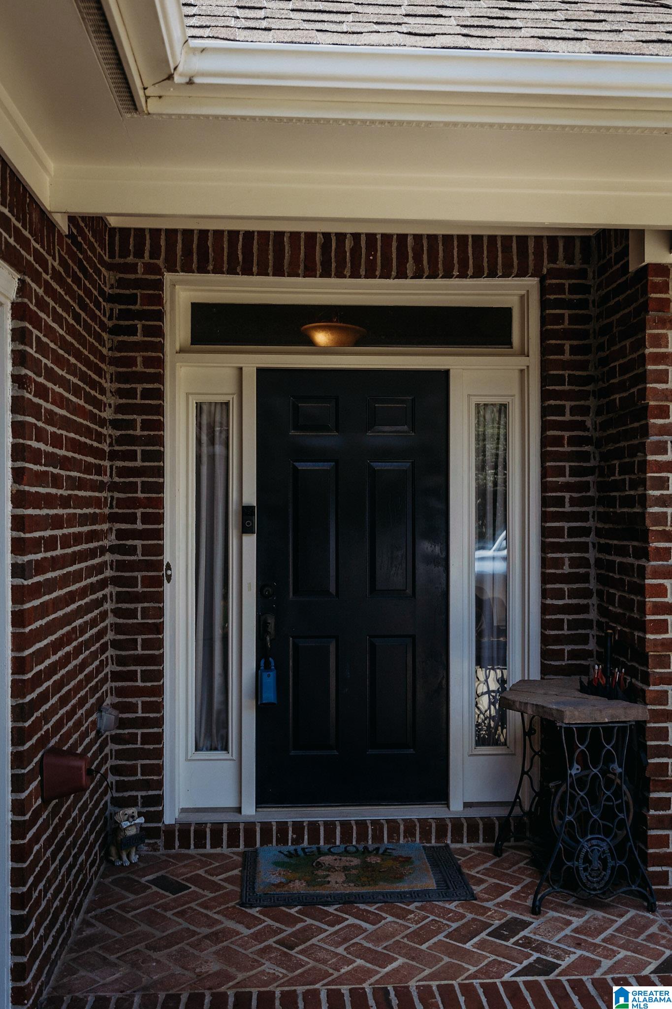 213 Wixford Way Alabaster, AL 35007 - Photo 2 of 31