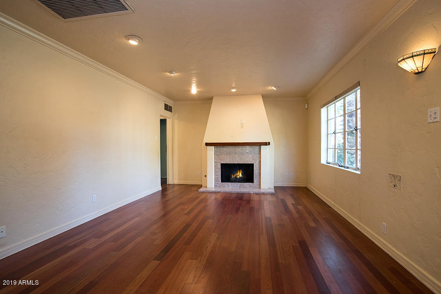 329 West Granada Road Phoenix, AZ 85003 - Photo 2 of 33 LR 1
