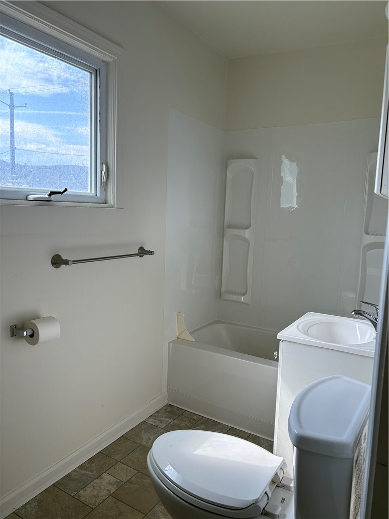 122 West High Street, Unit 201 Erwin, NY 14870 - Photo 11 of 15 Bath