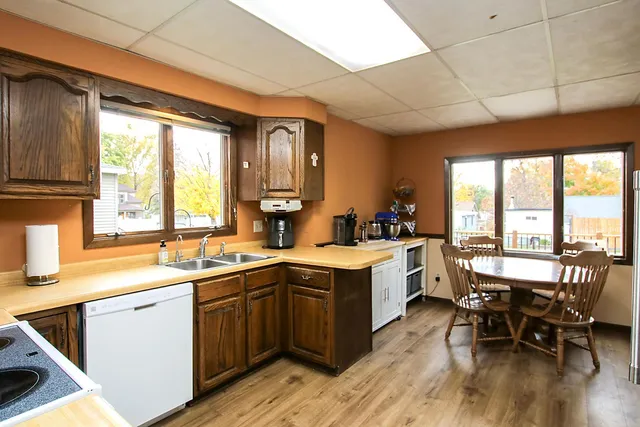 $259,900 | 211 Horace Avenue East, Dassel, MN 55325