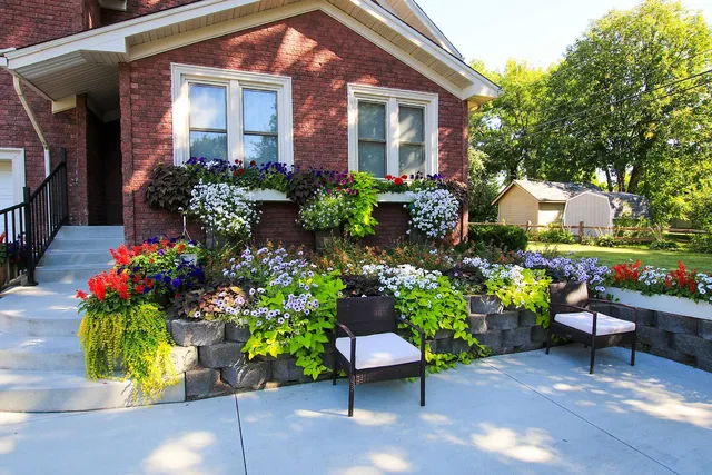 $259,900 | 211 Horace Avenue East, Dassel, MN 55325