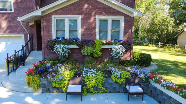 $259,900 | 211 Horace Avenue East, Dassel, MN 55325