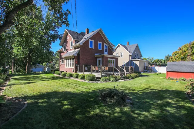 $259,900 | 211 Horace Avenue East, Dassel, MN 55325