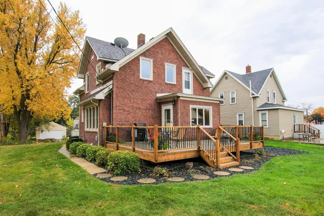 $259,900 | 211 Horace Avenue East, Dassel, MN 55325