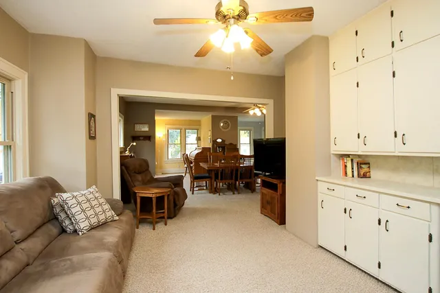 $259,900 | 211 Horace Avenue East, Dassel, MN 55325