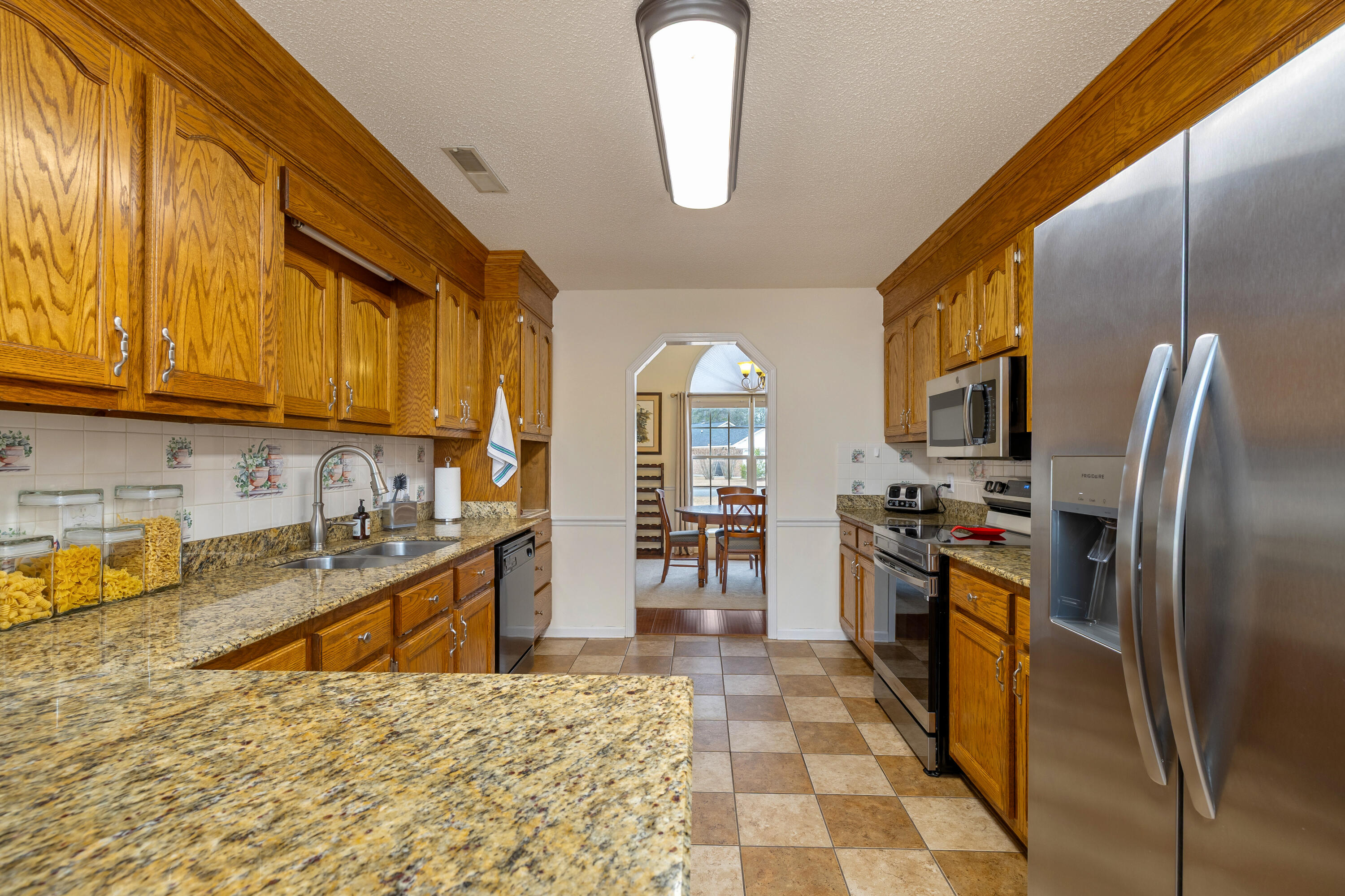 996 Saltwood Road Sumter, SC 29154 - Photo 11 of 43