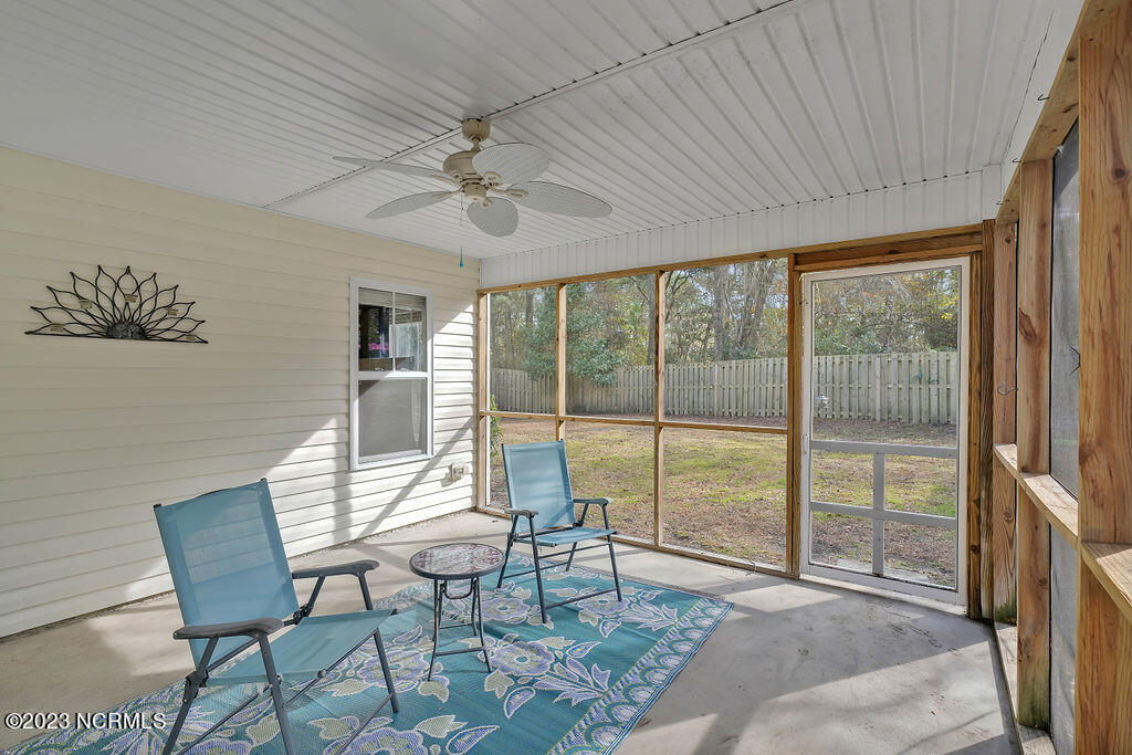 108 Holly Tree Lane Hampstead, NC 28443 - Photo 24 of 30 108HollyTreeLane-24