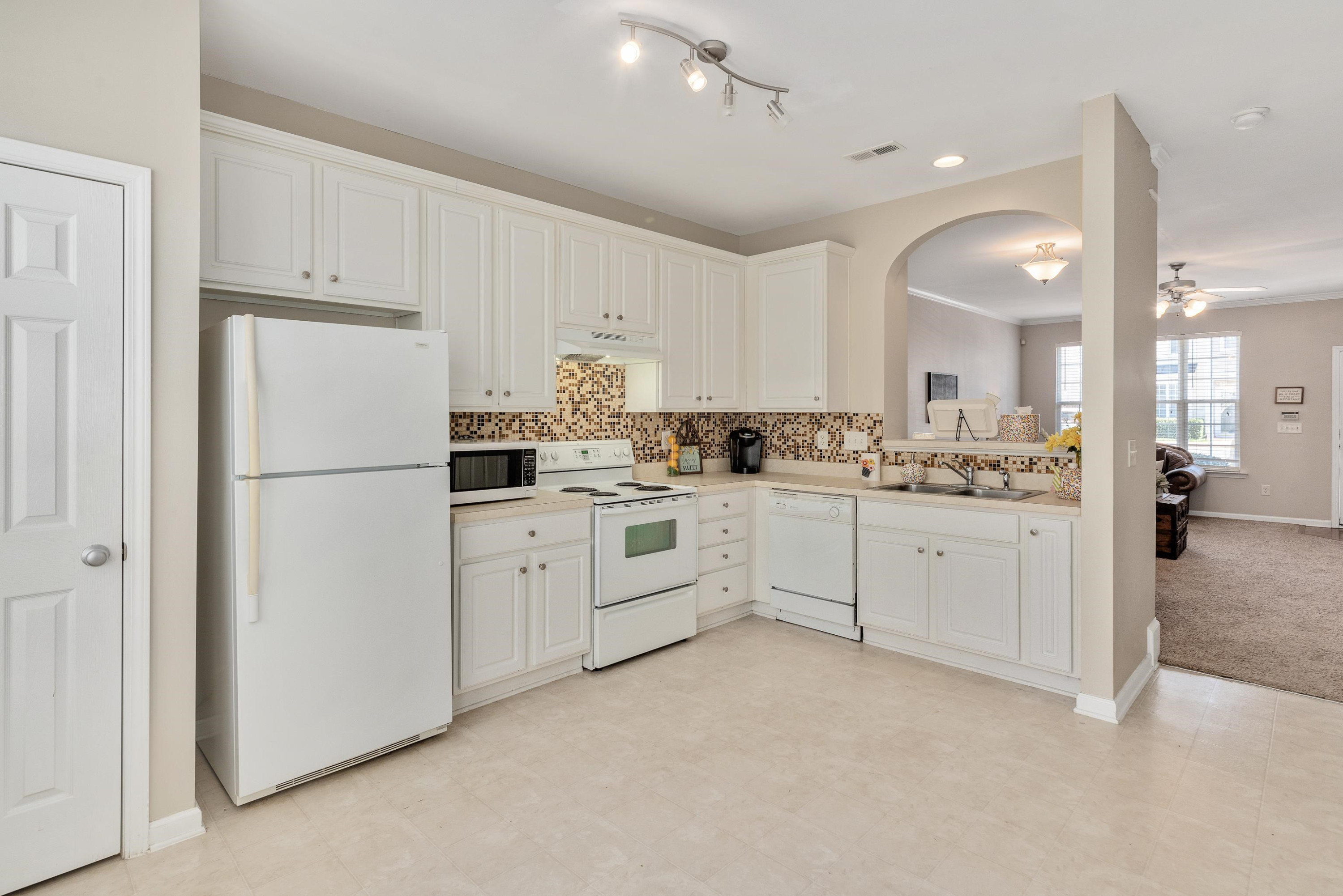 8327 City Loft Court Raleigh, NC 27613 - Photo 7 of 22 Photo 7