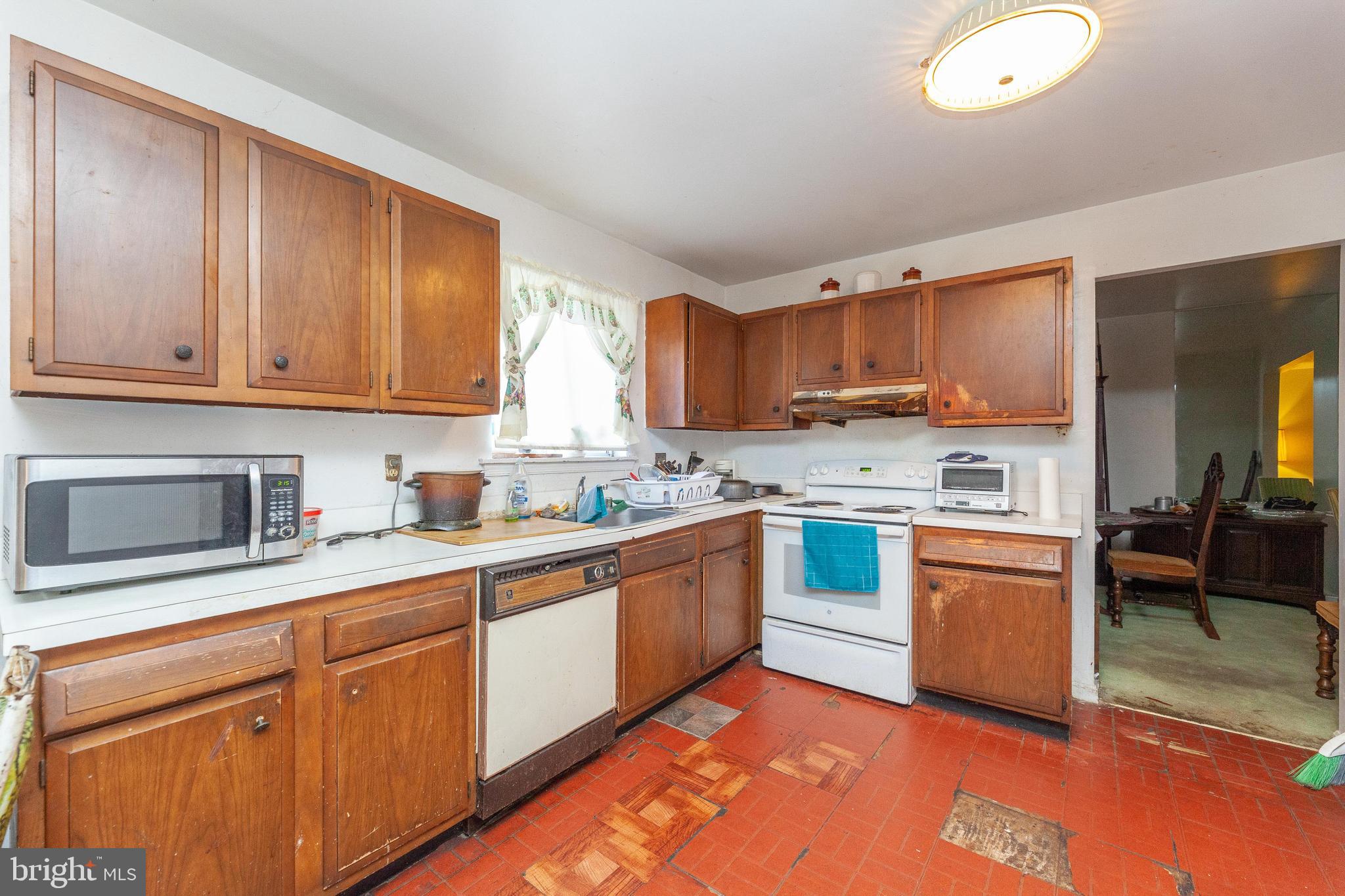 4822 Wheeler Road Temple Hills, MD 20748 - Photo 11 of 27 Gallery Image 11